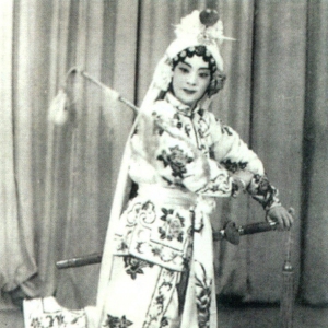 阎立品-《三上关》(1980年录音)鼓打五更鸡叫鸣,从东方送出太白星