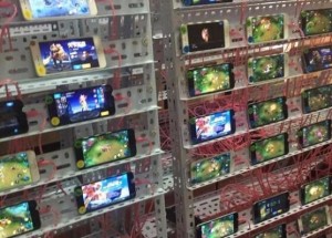 「PK哔哔叨」《王者荣耀》刷金币群控曝光:你的队友可能就是它们
