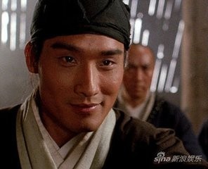 乱世儿女情更长—周淮安《新龙门客栈》