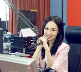 151015麻宁:美女主播创业记
