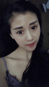 每一个女神都活的很努力!