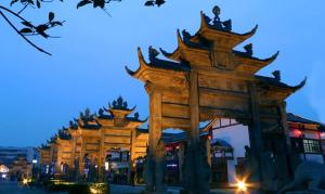 隆昌石牌坊旅游区