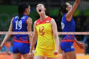 女排精神VS男足精神?谁更中国一些呢?