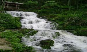 泮溪湖